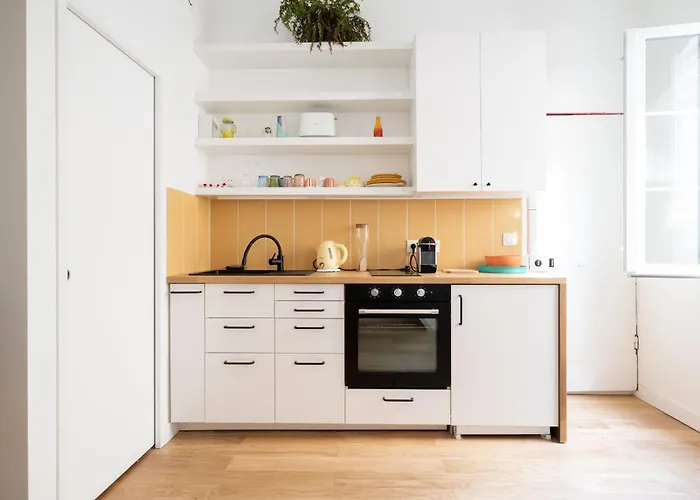 De Bourgoin - Welkeys Apartman